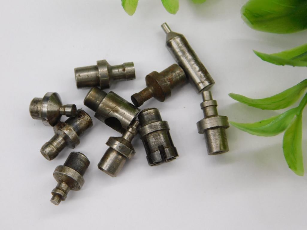 VINTAGE WATCHMAKER WATCHMAKING STUMP TOOLS 3183: Includes a mix of metal stump tools of varying shapes and sizes. Suitable for industrial applications or watchmaking projects requiring precision components. Made from durable metal materials for long