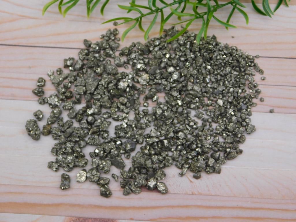 PYRITE ROCK STONE LAPIDARY SPECIMEN: PYRITE ROCK STONE LAPIDARY SPECIMEN - Authentic estate find offered in our online auction. Perfect for collectors, resellers, and enthusiasts of vintage, antiques, minerals, rocks, crystals, jewelry, 