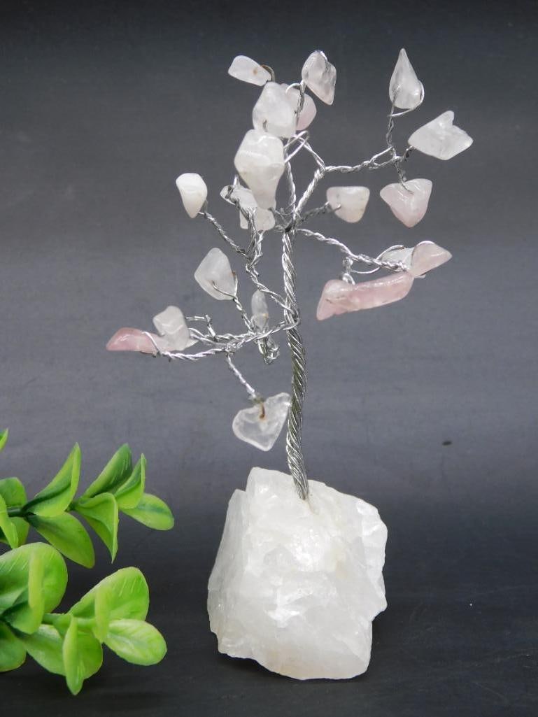 STONE TREE ROCK STONE LAPIDARY SPECIMEN: Stone Tree Rock Stone Lapidary Specimen ? Authentic estate find offered in our online auction. Perfect for collectors, resellers, and enthusiasts of vintage, antiques, minerals, rocks, crystals,