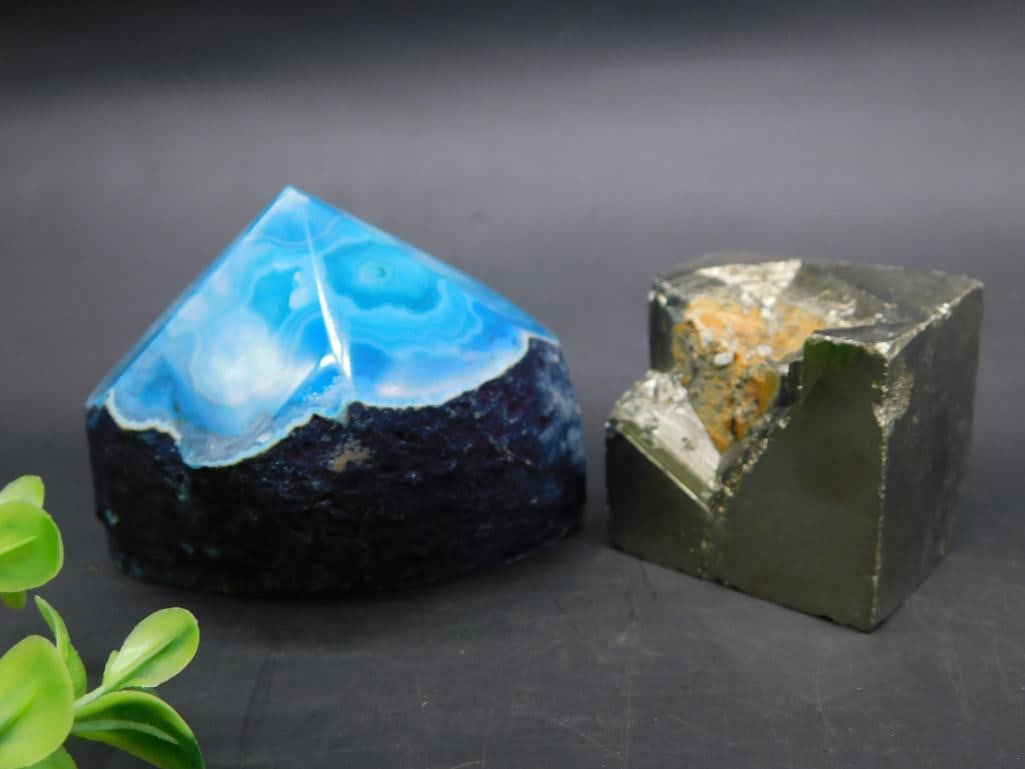 MIXED LOT ROCK STONE LAPIDARY SPECIMEN: MIXED LOT ROCK STONE LAPIDARY SPECIMEN - Authentic estate find offered in our online auction. Perfect for collectors, resellers, and enthusiasts of vintage, antiques, minerals, rocks, crystals,