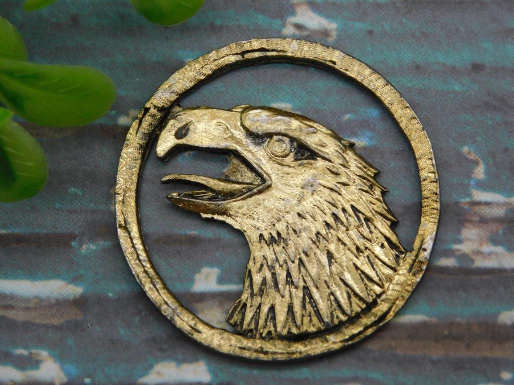CUT COIN COLLECTIBLE: CUT COIN COLLECTIBLE - Part of our Discover Golden Attic, Crystals and Gems auction at HATMAN'S Auctions! Please see photos for measurements and condition. YES, we have in-house shipping! We have