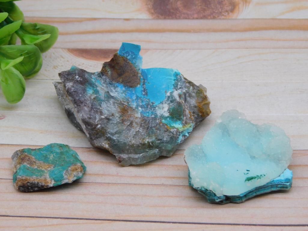 GEM SILICA ROCK STONE LAPIDARY SPECIMEN: Gem Silica Rock Stone Lapidary Specimen ? Authentic estate find offered in our online auction. Perfect for collectors, resellers, and enthusiasts of vintage, antiques, minerals, rocks, crystals,