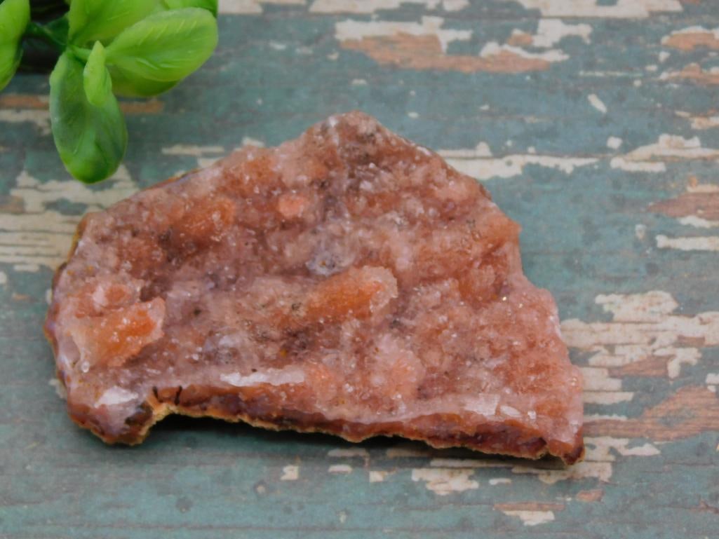 CAVE GEODE ROCK STONE LAPIDARY SPECIMEN: CAVE GEODE ROCK STONE LAPIDARY SPECIMEN - Part of our Discover Twilight Bazaar, Crystals and Gems auction at HATMAN'S Auctions! Please see photos for measurements and condition. YES, we have in-house 