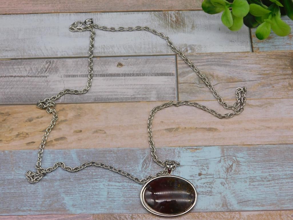 GENUINE STONE PENDANT ON CHAIN NECKLACE ROCK STONE LAPIDARY SPECIMEN: GENUINE STONE PENDANT ON CHAIN NECKLACE ROCK STONE LAPIDARY SPECIMEN - Part of our Discover Twilight Bazaar, Crystals and Gems auction at HATMAN'S Auctions! Please see photos for measurements and