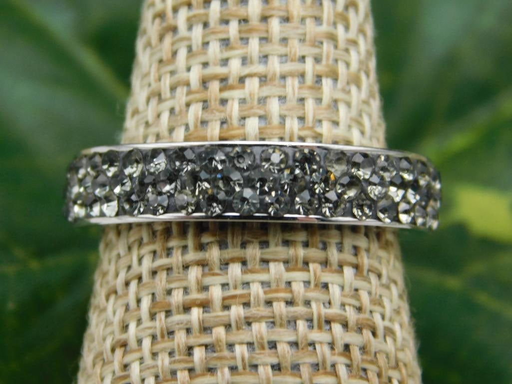 SPECIAL JEWELRY SALE! SEE PHOTOS FOR DETAILS: SPECIAL JEWELRY SALE! SEE PHOTOS FOR DETAILS - Part of our Discover Twilight Bazaar, Crystals and Gems auction at HATMAN'S Auctions! Please see photos for measurements and condition. YES, we have in-h