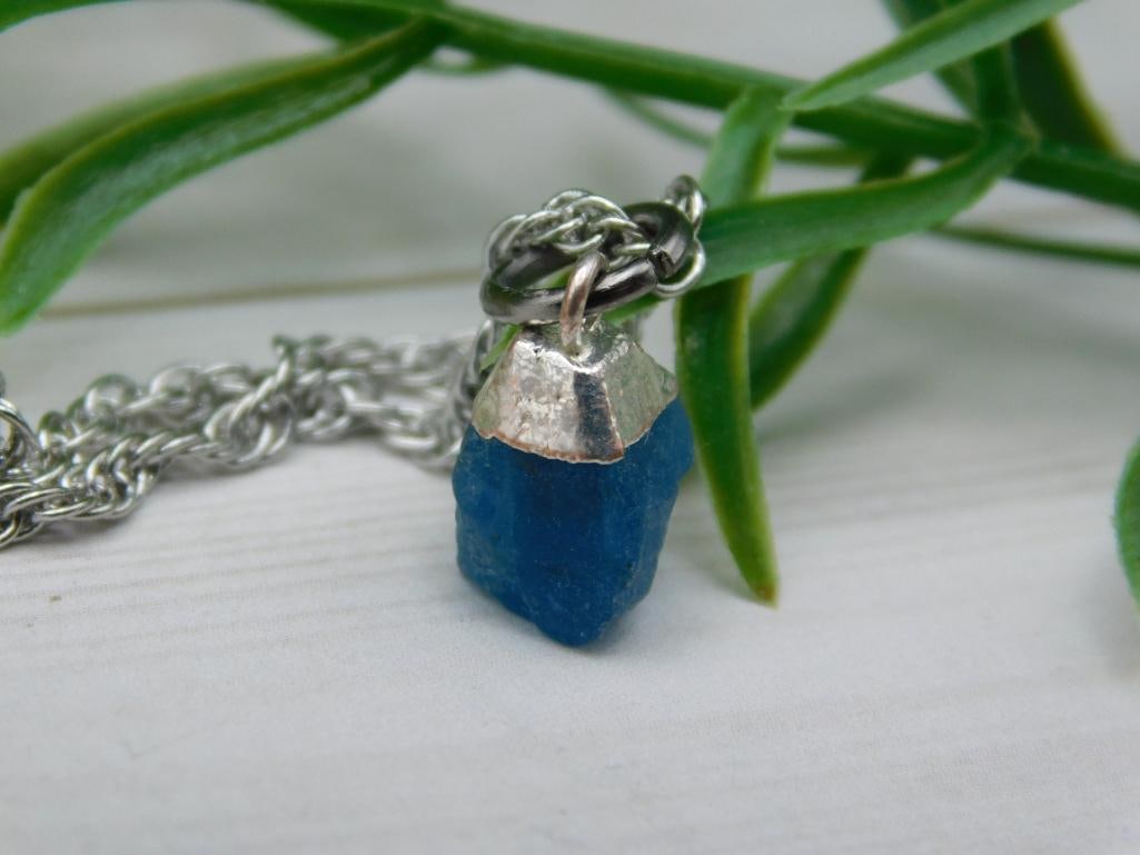 SPECIAL JEWELRY SALE! SEE PHOTOS FOR DETAILS: SPECIAL JEWELRY SALE! SEE PHOTOS FOR DETAILS - Authentic estate find offered in our online auction. Perfect for collectors, resellers, and enthusiasts of vintage, antiques, minerals, rocks, crystals, 