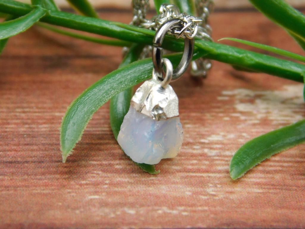SPECIAL JEWELRY SALE! SEE PHOTOS FOR DETAILS: SPECIAL JEWELRY SALE! SEE PHOTOS FOR DETAILS - Authentic estate find offered in our online auction. Perfect for collectors, resellers, and enthusiasts of vintage, antiques, minerals, rocks, crystals, 
