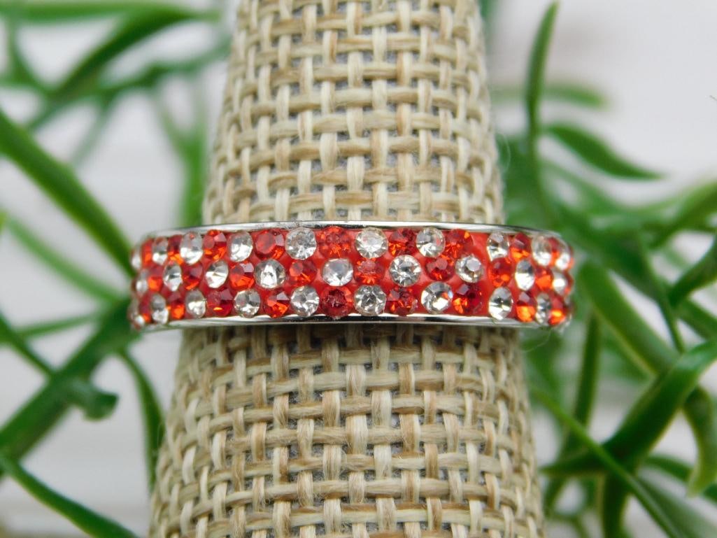 GENUINE STONE RING SIZE 6: GENUINE STONE RING SIZE 6 - Part of our Discover Twilight Bazaar, Crystals and Gems auction at HATMAN'S Auctions! Please see photos for measurements and condition. YES, we have in-house shipping! We