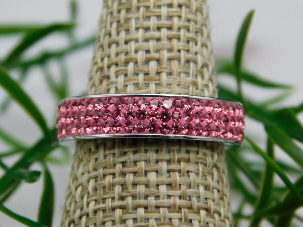 GENUINE STONE RING SIZE 6: GENUINE STONE RING SIZE 6 - Part of our Discover Twilight Bazaar, Crystals and Gems auction at HATMAN'S Auctions! Please see photos for measurements and condition. YES, we have in-house shipping! We h