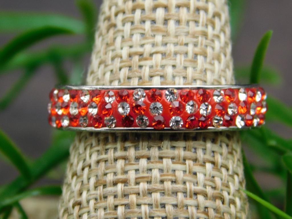 GENUINE STONE RING SIZE 8: GENUINE STONE RING SIZE 8 - Part of our Discover Twilight Bazaar, Crystals and Gems auction at HATMAN'S Auctions! Please see photos for measurements and condition. YES, we have in-house shipping! We h