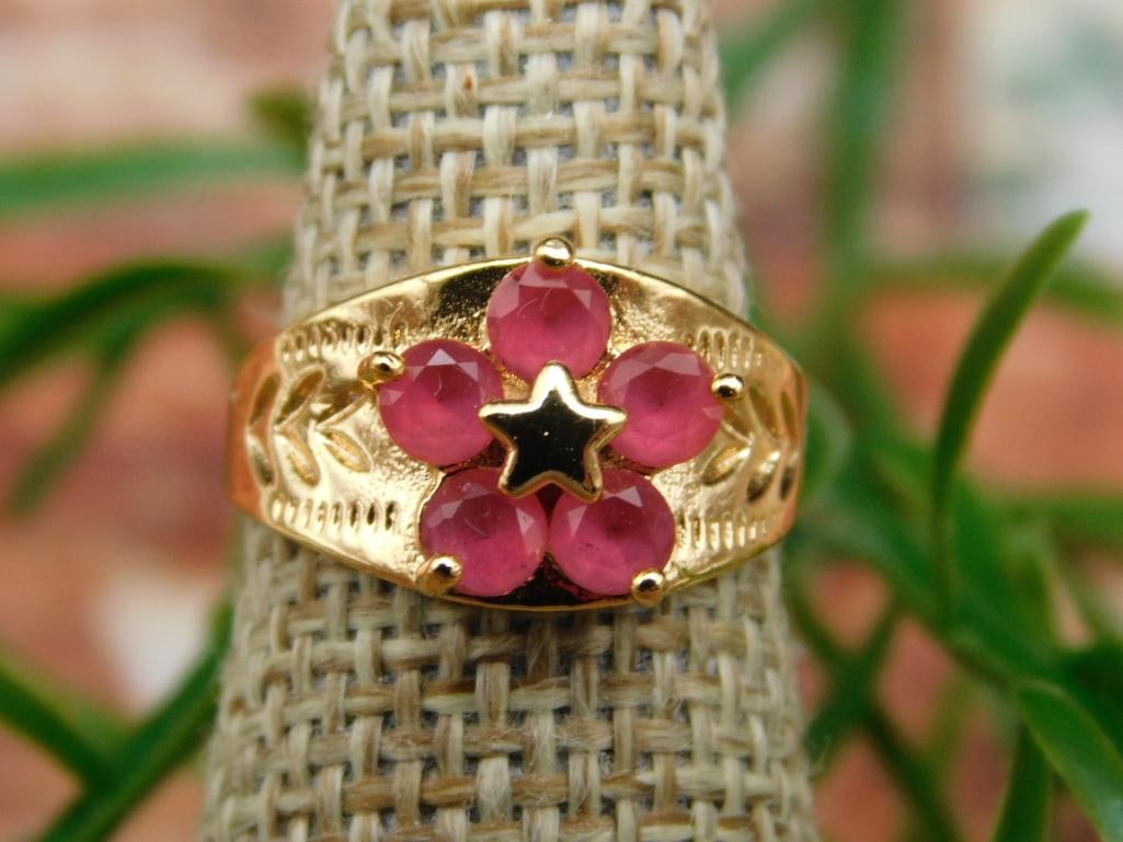 SPECIAL JEWELRY SALE! SEE PHOTOS FOR DETAILS: SPECIAL JEWELRY SALE! SEE PHOTOS FOR DETAILS - Part of our Discover Twilight Bazaar, Crystals and Gems auction at HATMAN'S Auctions! Please see photos for measurements and condition. YES, we have in-h