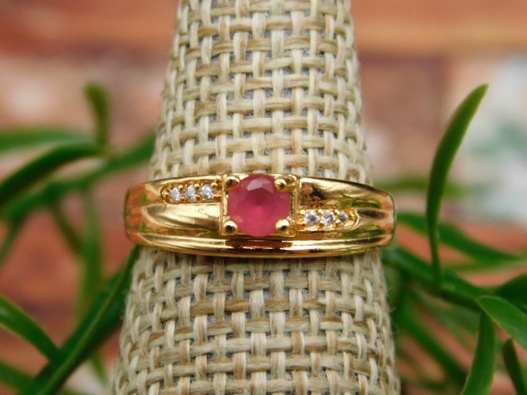 SPECIAL JEWELRY SALE! SEE PHOTOS FOR DETAILS: SPECIAL JEWELRY SALE! SEE PHOTOS FOR DETAILS - Part of our Discover Silver Lining, Crystals and Gems auction at HATMAN'S Auctions! Please see photos for measurements and condition. YES, we have in-hou