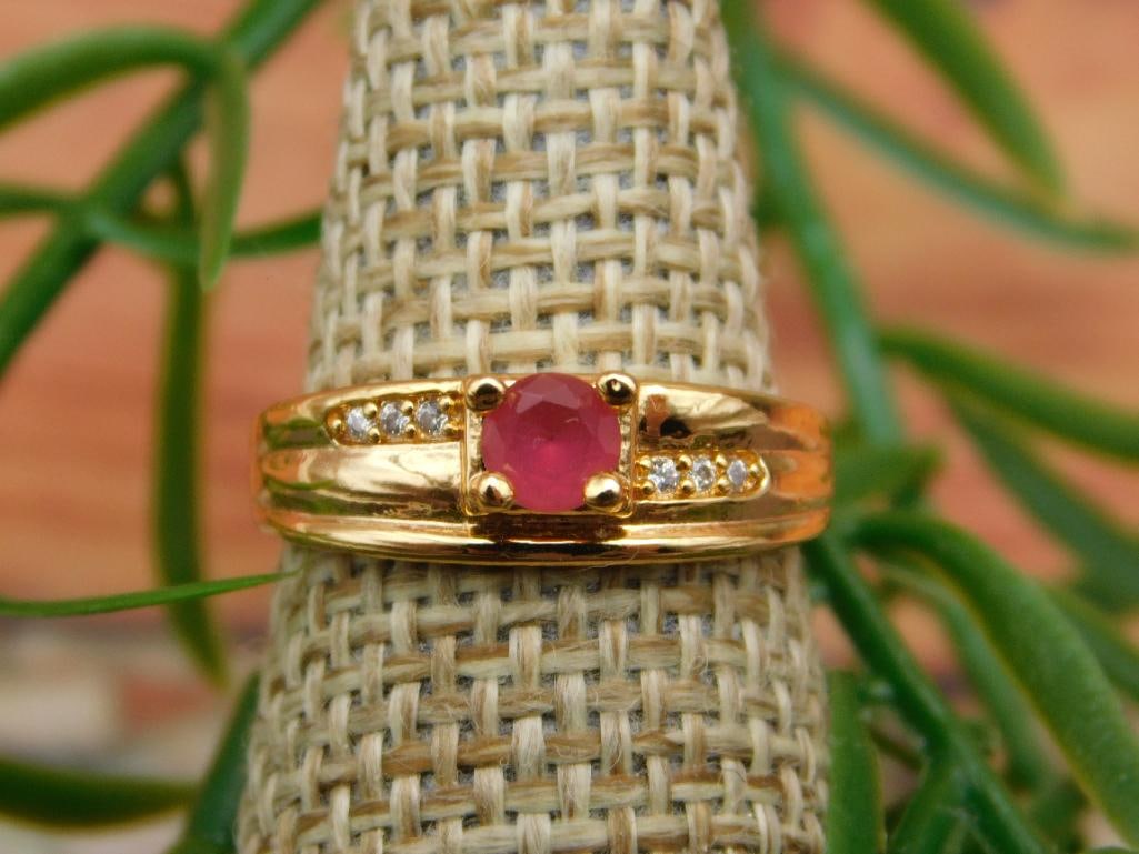 SPECIAL JEWELRY SALE! SEE PHOTOS FOR DETAILS: SPECIAL JEWELRY SALE! SEE PHOTOS FOR DETAILS - Part of our Discover Silver Lining, Crystals and Gems auction at HATMAN'S Auctions! Please see photos for measurements and condition. YES, we have in-hou
