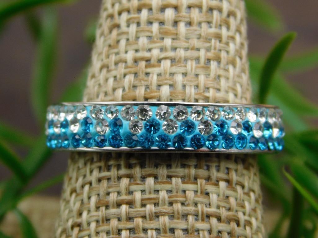 SPECIAL JEWELRY SALE! SEE PHOTOS FOR DETAILS: SPECIAL JEWELRY SALE! SEE PHOTOS FOR DETAILS - Part of our Discover Silver Lining, Crystals and Gems auction at HATMAN'S Auctions! Please see photos for measurements and condition. YES, we have in-hou