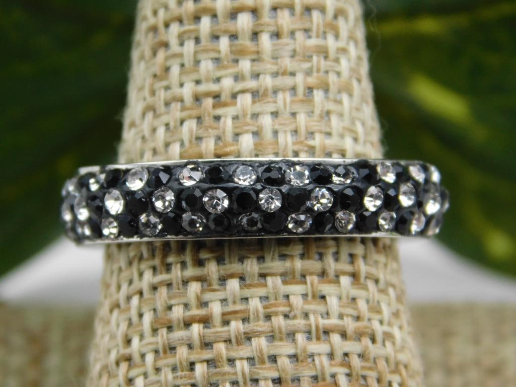 SPECIAL JEWELRY SALE! SEE PHOTOS FOR DETAILS: SPECIAL JEWELRY SALE! SEE PHOTOS FOR DETAILS - Part of our Discover Silver Lining, Crystals and Gems auction at HATMAN'S Auctions! Please see photos for measurements and condition. YES, we have in-hou