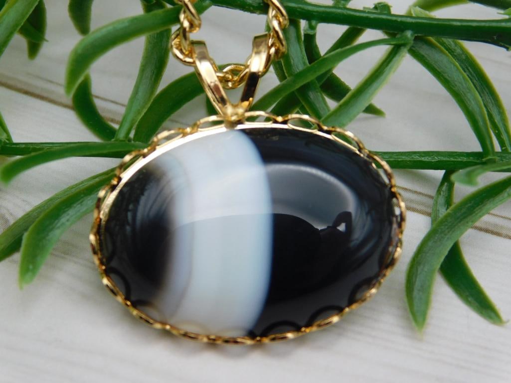 SPECIAL JEWELRY SALE! SEE PHOTOS FOR DETAILS: SPECIAL JEWELRY SALE! SEE PHOTOS FOR DETAILS - Authentic estate find offered in our online auction. Perfect for collectors, resellers, and enthusiasts of vintage, antiques, minerals, rocks, crystals, 