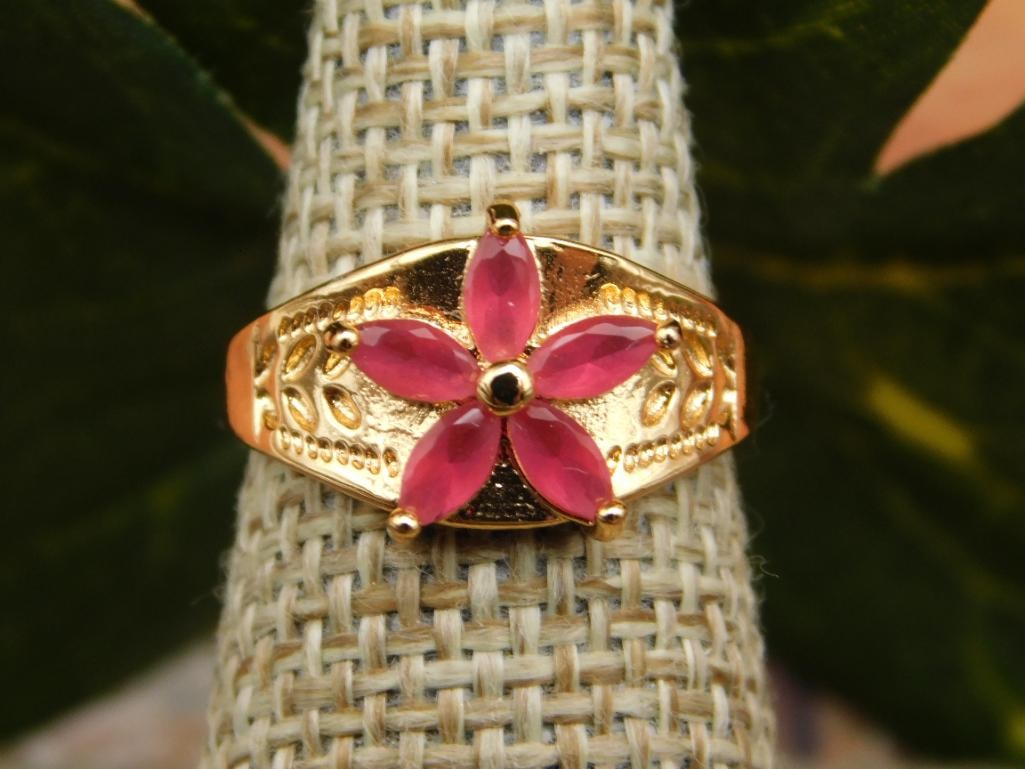 SPECIAL JEWELRY SALE! SEE PHOTOS FOR DETAILS: SPECIAL JEWELRY SALE! SEE PHOTOS FOR DETAILS - Part of our Discover Silver Lining, Crystals and Gems auction at HATMAN'S Auctions! Please see photos for measurements and condition. YES, we have in-hou