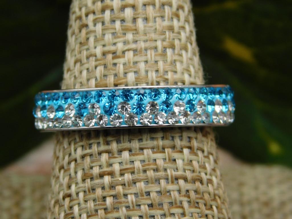SPECIAL JEWELRY SALE! SEE PHOTOS FOR DETAILS: SPECIAL JEWELRY SALE! SEE PHOTOS FOR DETAILS - Part of our Discover Silver Lining, Crystals and Gems auction at HATMAN'S Auctions! Please see photos for measurements and condition. YES, we have in-hou