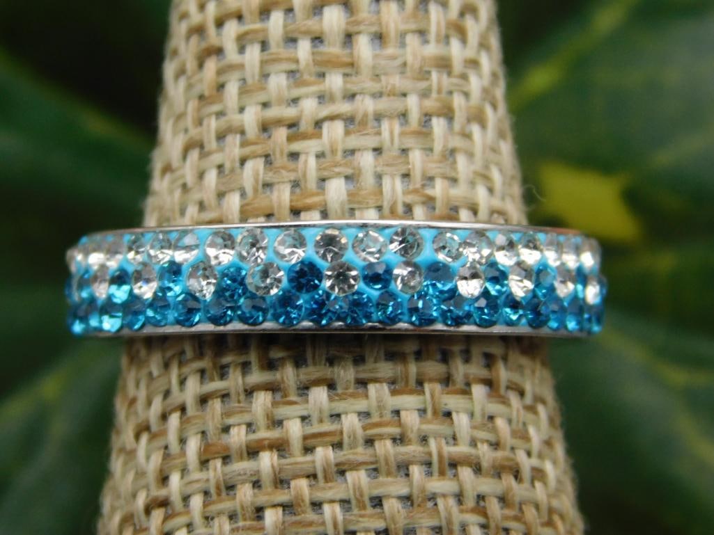 SPECIAL JEWELRY SALE! SEE PHOTOS FOR DETAILS: SPECIAL JEWELRY SALE! SEE PHOTOS FOR DETAILS - Part of our Discover Silver Lining, Crystals and Gems auction at HATMAN'S Auctions! Please see photos for measurements and condition. YES, we have in-hou