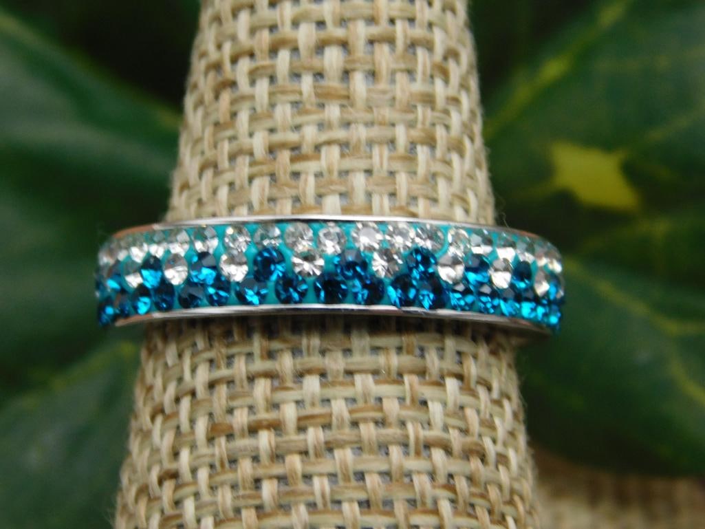 SPECIAL JEWELRY SALE! SEE PHOTOS FOR DETAILS: SPECIAL JEWELRY SALE! SEE PHOTOS FOR DETAILS - Part of our Discover Silver Lining, Crystals and Gems auction at HATMAN'S Auctions! Please see photos for measurements and condition. YES, we have in-hou