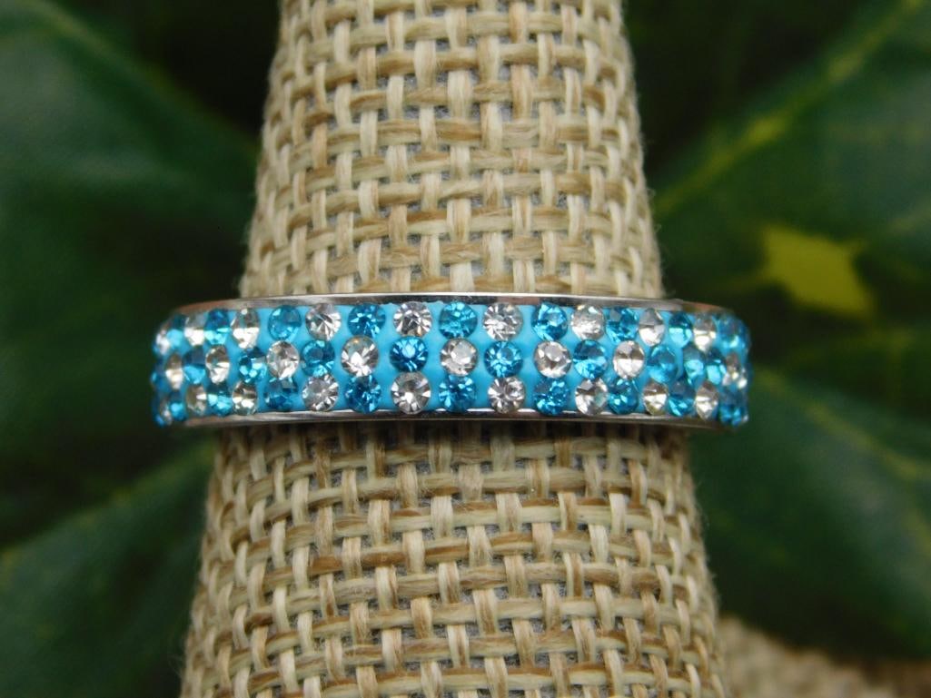 SPECIAL JEWELRY SALE! SEE PHOTOS FOR DETAILS: SPECIAL JEWELRY SALE! SEE PHOTOS FOR DETAILS - Part of our Discover Silver Lining, Crystals and Gems auction at HATMAN'S Auctions! Please see photos for measurements and condition. YES, we have in-hou
