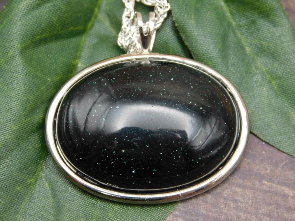 SPECIAL JEWELRY SALE! SEE PHOTOS FOR DETAILS: SPECIAL JEWELRY SALE! SEE PHOTOS FOR DETAILS - Authentic estate find offered in our online auction. Perfect for collectors, resellers, and enthusiasts of vintage, antiques, minerals, rocks, crystals, 