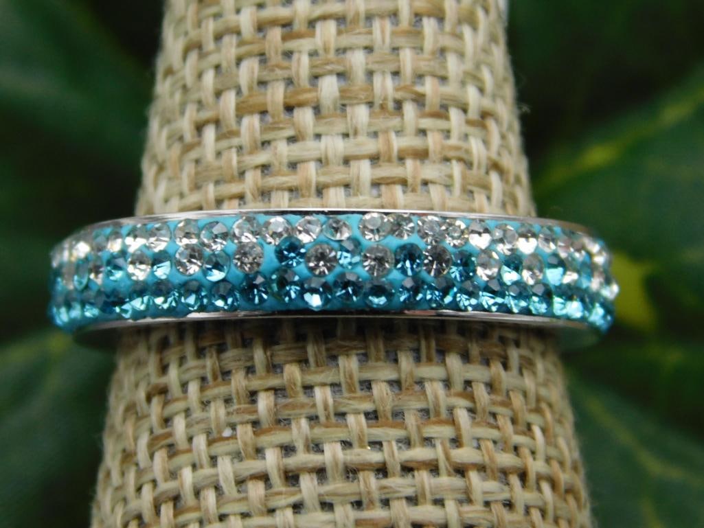 SPECIAL JEWELRY SALE! SEE PHOTOS FOR DETAILS: SPECIAL JEWELRY SALE! SEE PHOTOS FOR DETAILS - Part of our Discover Silver Lining, Crystals and Gems auction at HATMAN'S Auctions! Please see photos for measurements and condition. YES, we have in-hou