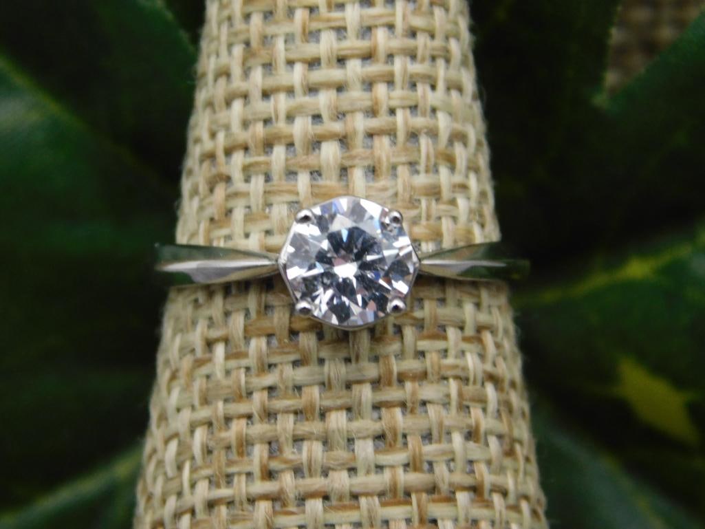 SPECIAL JEWELRY SALE! SEE PHOTOS FOR DETAILS: SPECIAL JEWELRY SALE! SEE PHOTOS FOR DETAILS - Part of our Discover Silver Lining, Crystals and Gems auction at HATMAN'S Auctions! Please see photos for measurements and condition. YES, we have in-hou