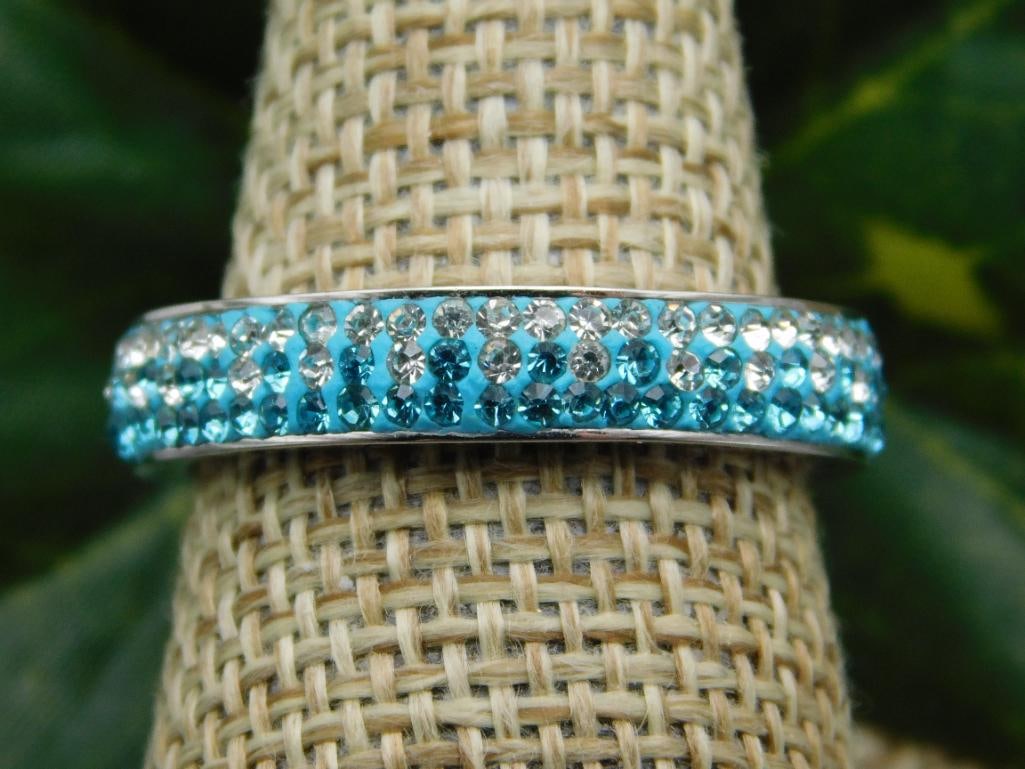 SPECIAL JEWELRY SALE! SEE PHOTOS FOR DETAILS: SPECIAL JEWELRY SALE! SEE PHOTOS FOR DETAILS - Part of our Discover Silver Lining, Crystals and Gems auction at HATMAN'S Auctions! Please see photos for measurements and condition. YES, we have in-hou