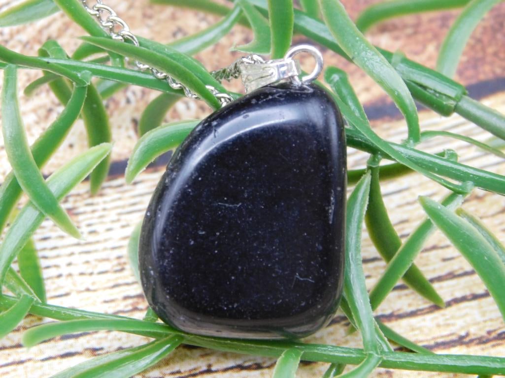 GENUINE STONE PENDANT ON CHAIN NECKLACE ROCK STONE LAPIDARY SPECIMEN (1 of 2)