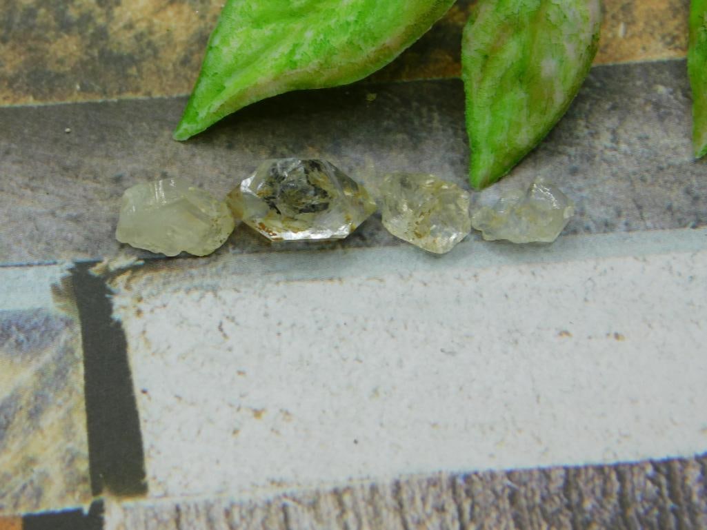 HERKIMER DIAMOND ROCK STONE LAPIDARY SPECIMEN: HERKIMER DIAMOND ROCK STONE LAPIDARY SPECIMEN - Authentic estate find offered in our online auction. Perfect for collectors, resellers, and enthusiasts of vintage, antiques, minerals, rocks, crystals,