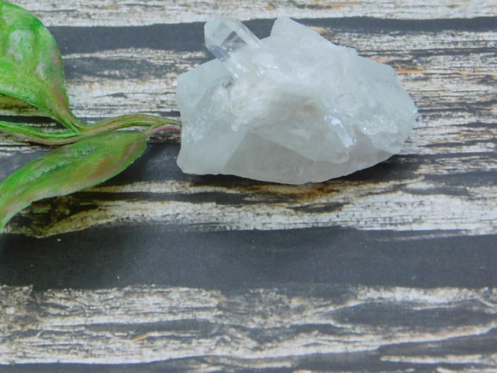 QUARTZ ROCK STONE LAPIDARY SPECIMEN: QUARTZ ROCK STONE LAPIDARY SPECIMEN - Authentic estate find offered in our online auction. Perfect for collectors, resellers, and enthusiasts of vintage, antiques, minerals, rocks, crystals, jewelry, 
