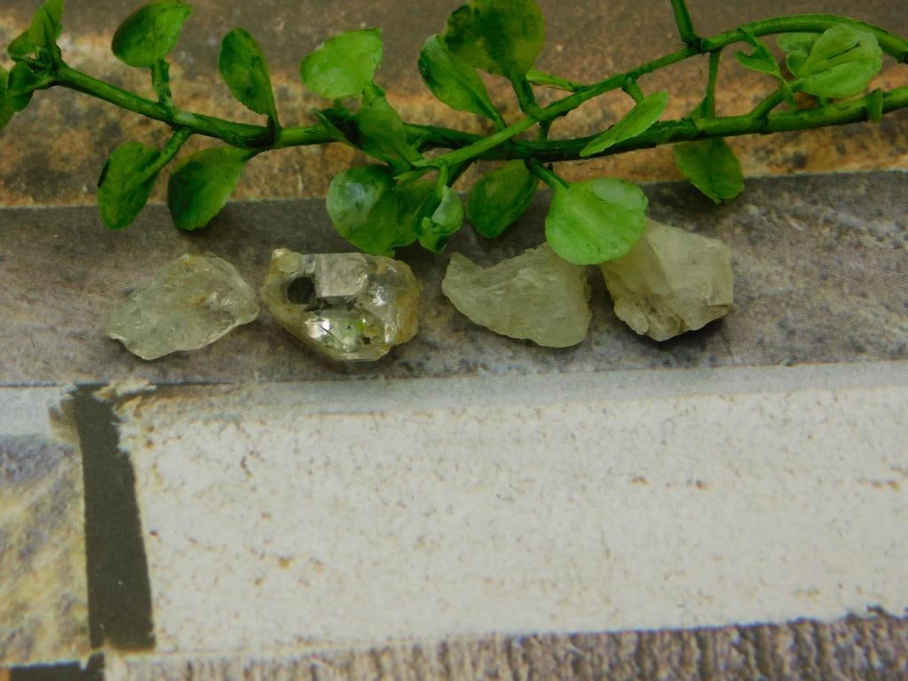 HERKIMER DIAMOND ROCK STONE LAPIDARY SPECIMEN: HERKIMER DIAMOND ROCK STONE LAPIDARY SPECIMEN - Authentic estate find offered in our online auction. Perfect for collectors, resellers, and enthusiasts of vintage, antiques, minerals, rocks, crystals,