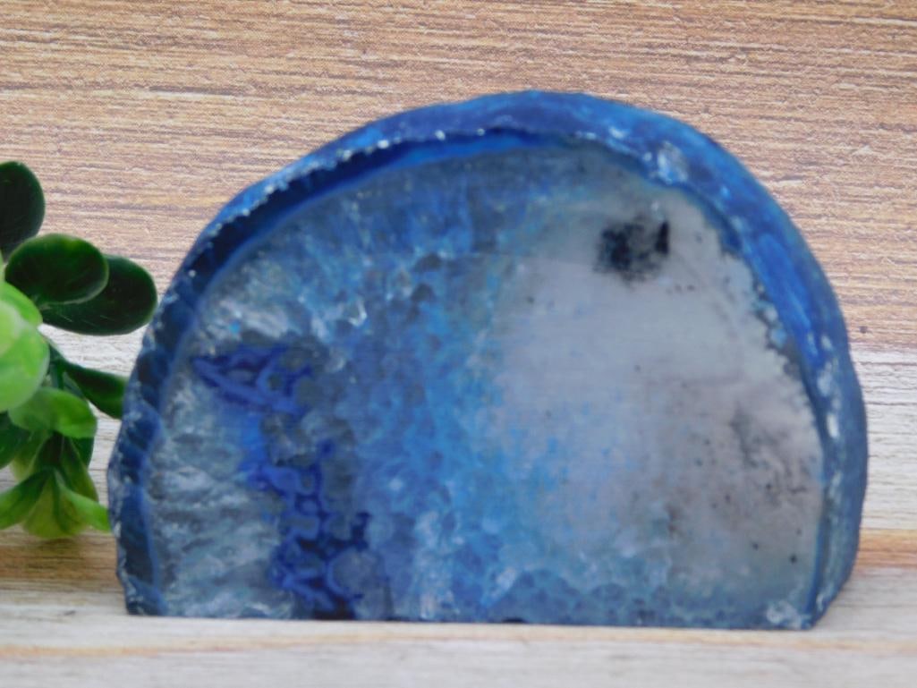AGATE ROCK STONE LAPIDARY SPECIMEN: AGATE ROCK STONE LAPIDARY SPECIMEN - Authentic estate find offered in our online auction. Perfect for collectors, resellers, and enthusiasts of vintage, antiques, minerals, rocks, crystals, jewelry,