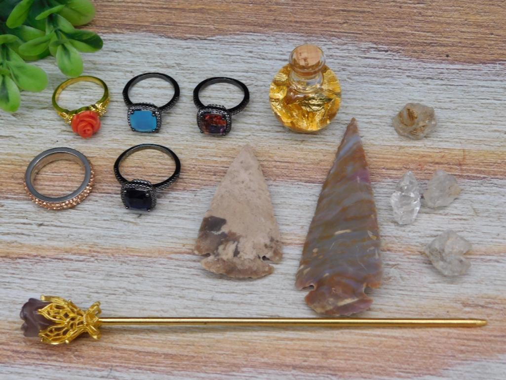MIXED LOT ROCK STONE LAPIDARY SPECIMEN: MIXED LOT ROCK STONE LAPIDARY SPECIMEN - Authentic estate find offered in our online auction. Perfect for collectors, resellers, and enthusiasts of vintage, antiques, minerals, rocks, crystals,
