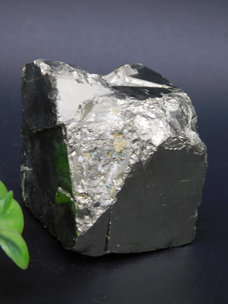 NATURAL FORMATION SPANISH PYRITE CUBE ROCK STONE LAPIDARY SPECIMEN: NATURAL FORMATION SPANISH PYRITE CUBE ROCK STONE LAPIDARY SPECIMEN - Authentic estate find offered in our online auction. Perfect for collectors, resellers, and enthusiasts of vintage, antiques, miner