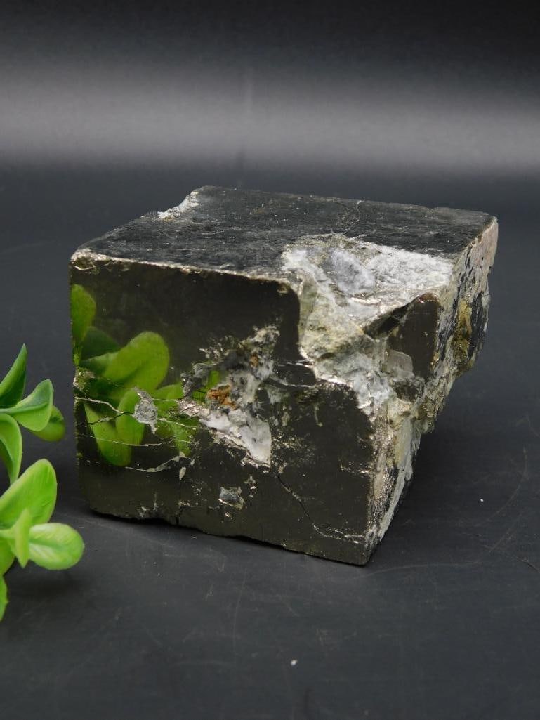NATURAL FORMATION SPANISH PYRITE CUBE ROCK STONE LAPIDARY SPECIMEN: NATURAL FORMATION SPANISH PYRITE CUBE ROCK STONE LAPIDARY SPECIMEN - Authentic estate find offered in our online auction. Perfect for collectors, resellers, and enthusiasts of vintage, antiques, miner