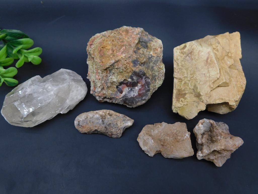 MIXED ROUGH LOT ROCK STONE LAPIDARY SPECIMEN: MIXED ROUGH LOT ROCK STONE LAPIDARY SPECIMEN - Authentic estate find offered in our online auction. Perfect for collectors, resellers, and enthusiasts of vintage, antiques, minerals, rocks, crystals, 