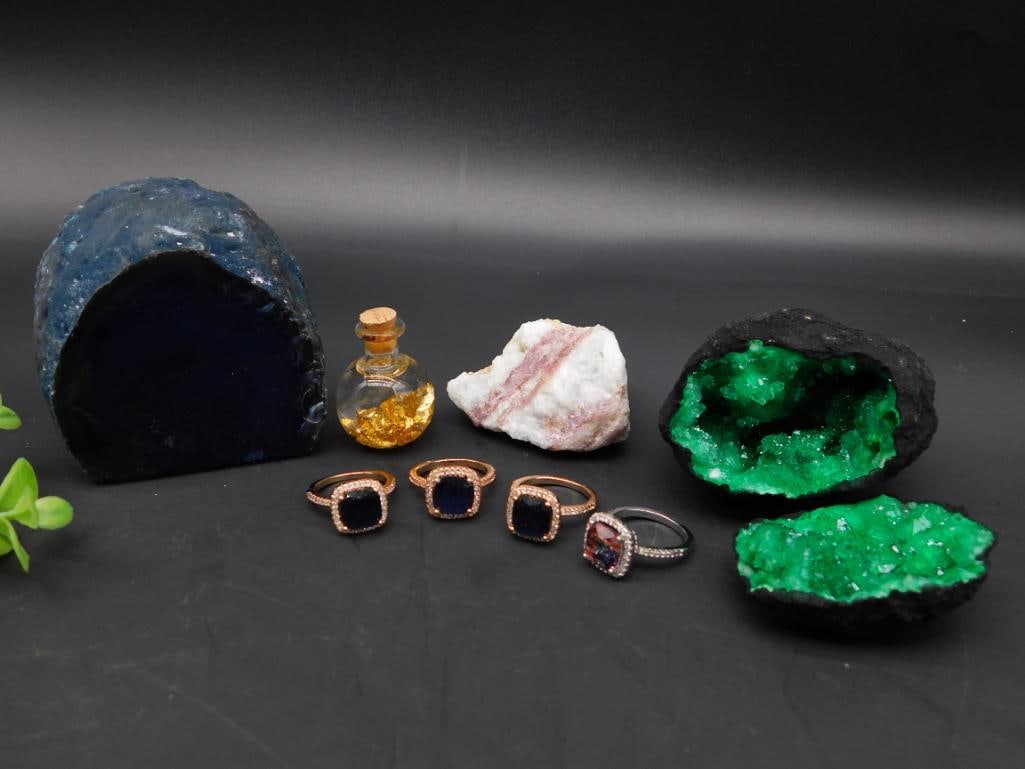 MIXED LOT ROCK STONE LAPIDARY SPECIMEN: MIXED LOT ROCK STONE LAPIDARY SPECIMEN - Authentic estate find offered in our online auction. Perfect for collectors, resellers, and enthusiasts of vintage, antiques, minerals, rocks, crystals, jewelr