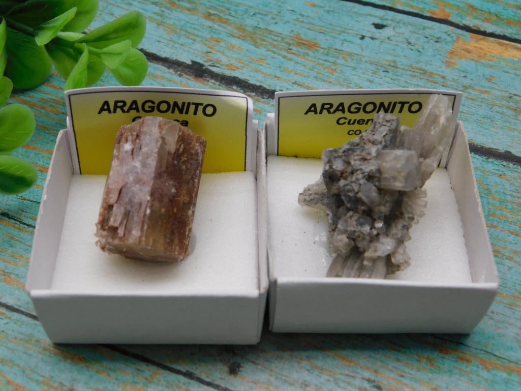 MIXED ROUGH LOT ROCK STONE LAPIDARY SPECIMEN: MIXED ROUGH LOT ROCK STONE LAPIDARY SPECIMEN - Authentic estate find offered in our online auction. Perfect for collectors, resellers, and enthusiasts of vintage, antiques, minerals, rocks, crystals, 