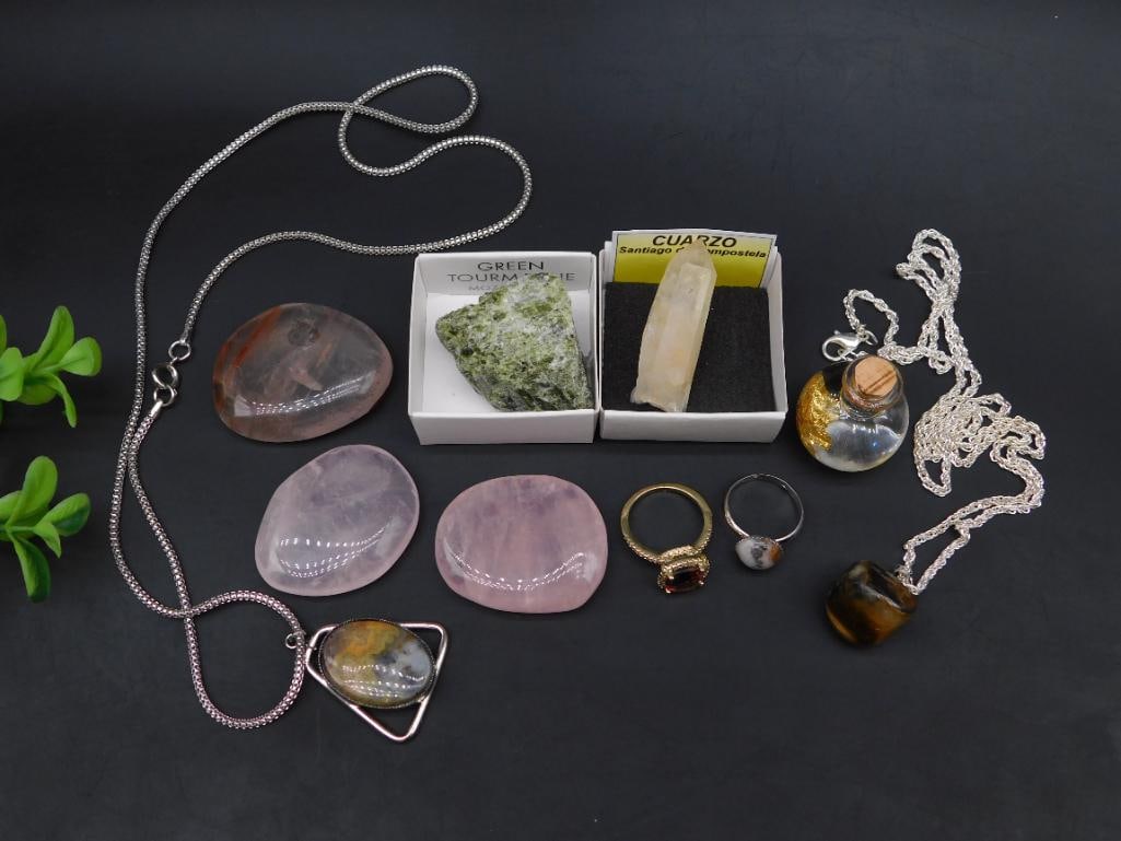 MIXED LOT ROCK STONE LAPIDARY SPECIMEN: MIXED LOT ROCK STONE LAPIDARY SPECIMEN - Authentic estate find offered in our online auction. Perfect for collectors, resellers, and enthusiasts of vintage, antiques, minerals, rocks, crystals, jewelr