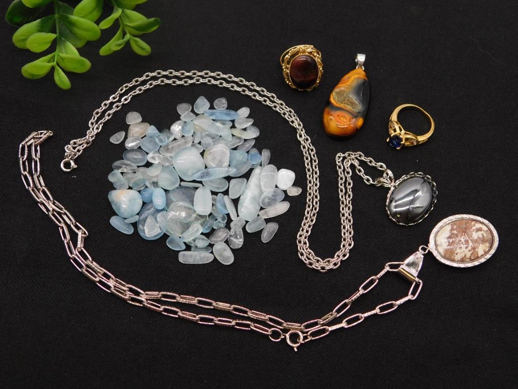 MIXED JEWELRY LOT ROCK STONE LAPIDARY SPECIMEN: MIXED JEWELRY LOT ROCK STONE LAPIDARY SPECIMEN - Authentic estate find offered in our online auction. Perfect for collectors, resellers, and enthusiasts of vintage, antiques, minerals, rocks, crystals