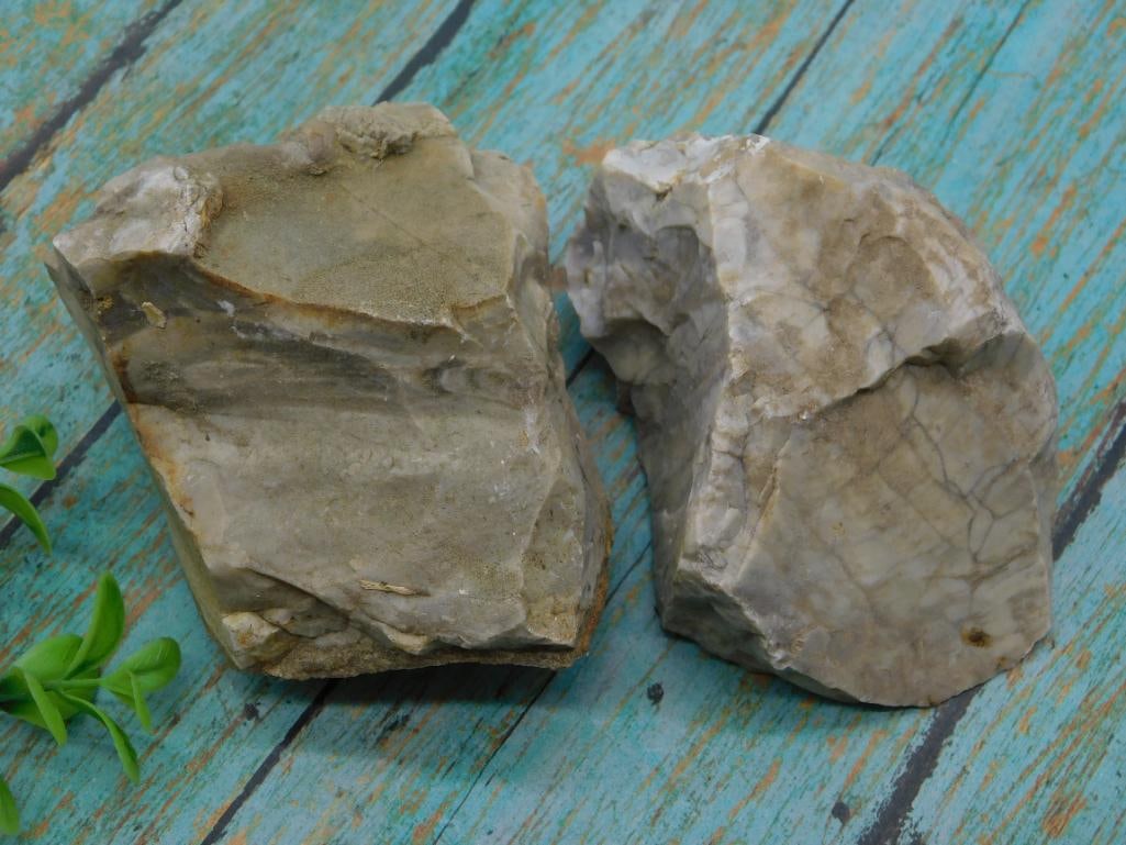 ROCK STONE LAPIDARY SPECIMEN: ROCK STONE LAPIDARY SPECIMEN — Part of our Discover Mystic Finds, Crystals and Gems auction at HATMAN'S Auctions! Please see photos for measurements and condition. YES, we have in-house shipping! We