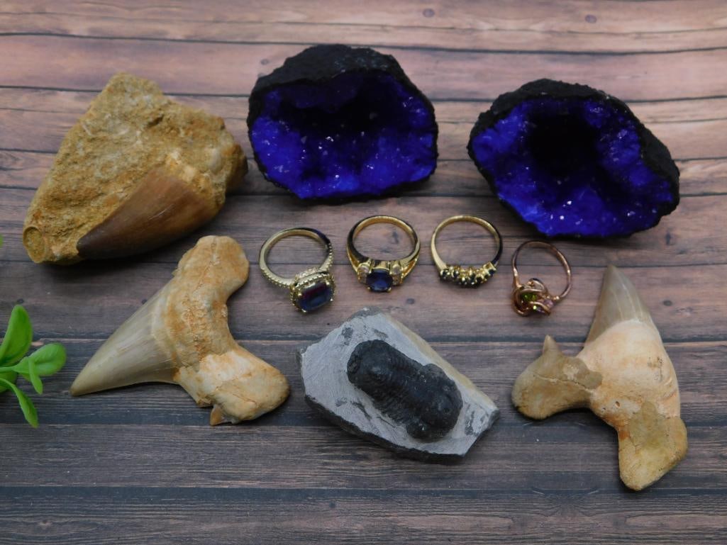 MIXED LOT ROCK STONE LAPIDARY SPECIMEN: MIXED LOT ROCK STONE LAPIDARY SPECIMEN - Authentic estate find offered in our online auction. Perfect for collectors, resellers, and enthusiasts of vintage, antiques, minerals, rocks, crystals, jewelr