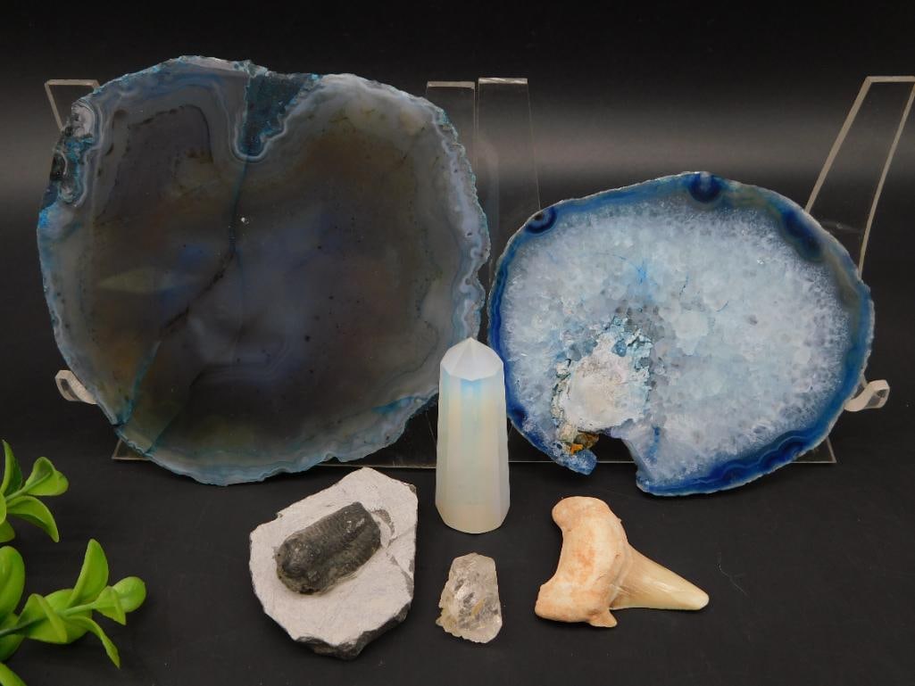 MIXED LOT ROCK STONE LAPIDARY SPECIMEN: MIXED LOT ROCK STONE LAPIDARY SPECIMEN - Authentic estate find offered in our online auction. Perfect for collectors, resellers, and enthusiasts of vintage, antiques, minerals, rocks, crystals, jewelr