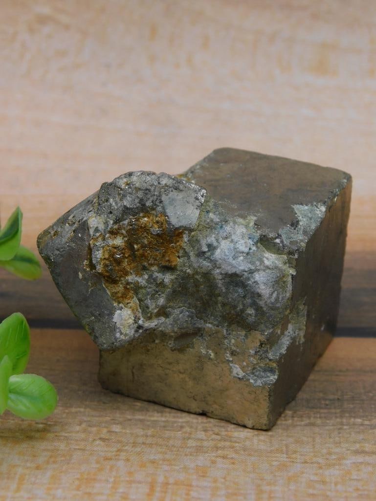 NATURAL FORMATION SPANISH PYRITE CUBE ROCK STONE LAPIDARY SPECIMEN: NATURAL FORMATION SPANISH PYRITE CUBE ROCK STONE LAPIDARY SPECIMEN - Authentic estate find offered in our online auction. Perfect for collectors, resellers, and enthusiasts of vintage, antiques, miner