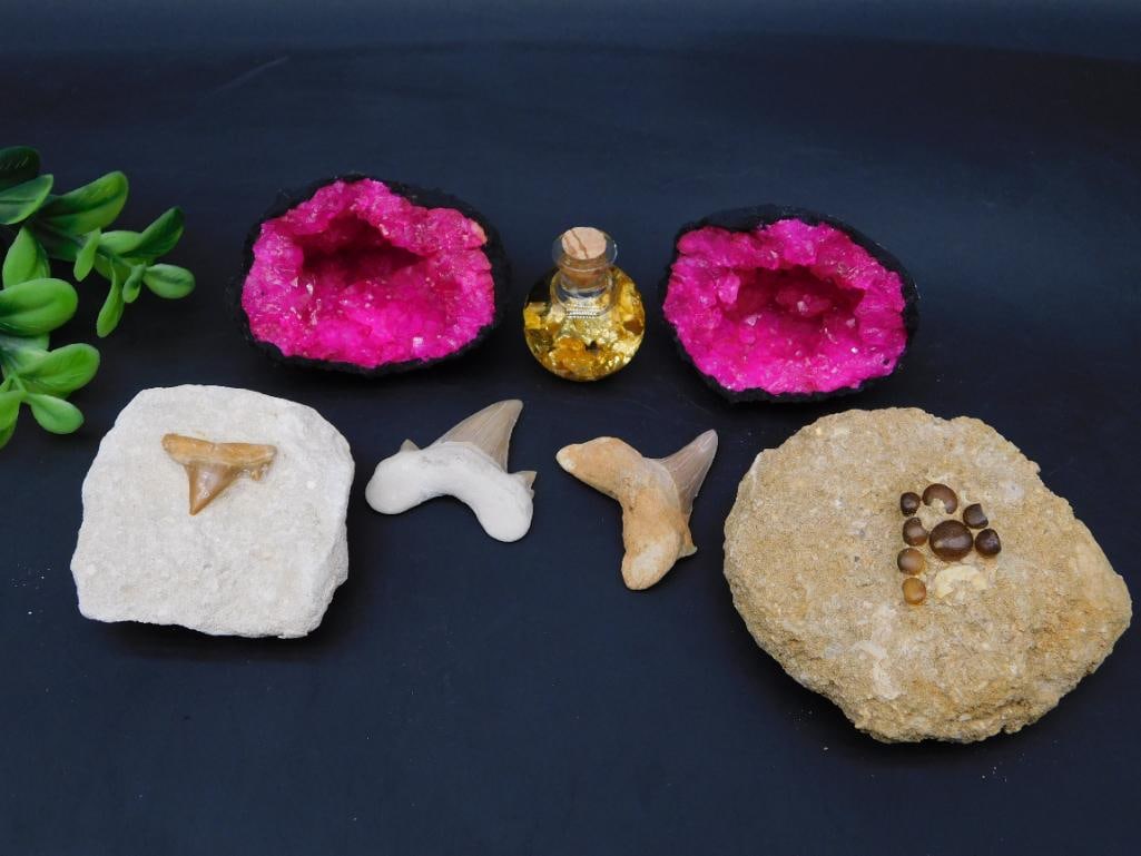 MIXED LOT ROCK STONE LAPIDARY SPECIMEN: MIXED LOT ROCK STONE LAPIDARY SPECIMEN - Authentic estate find offered in our online auction. Perfect for collectors, resellers, and enthusiasts of vintage, antiques, minerals, rocks, crystals,