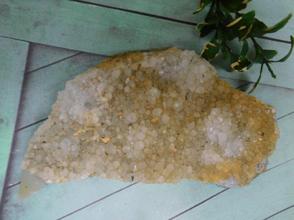 AMETHYST ROCK STONE LAPIDARY SPECIMEN: AMETHYST ROCK STONE LAPIDARY SPECIMEN — Part of our Discover Mystic Finds, Crystals and Gems auction at HATMAN'S Auctions! Please see photos for measurements and condition. YES, we have in-house shi