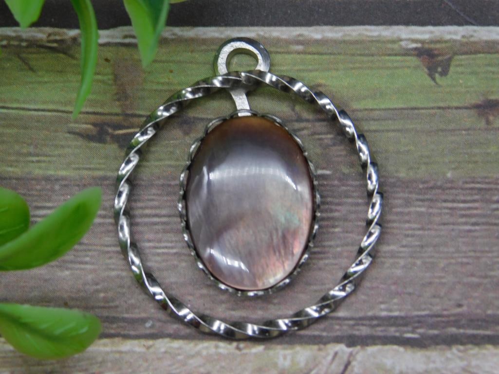 GENUINE STONE PENDANT ROCK STONE LAPIDARY SPECIMEN (1 of 2)