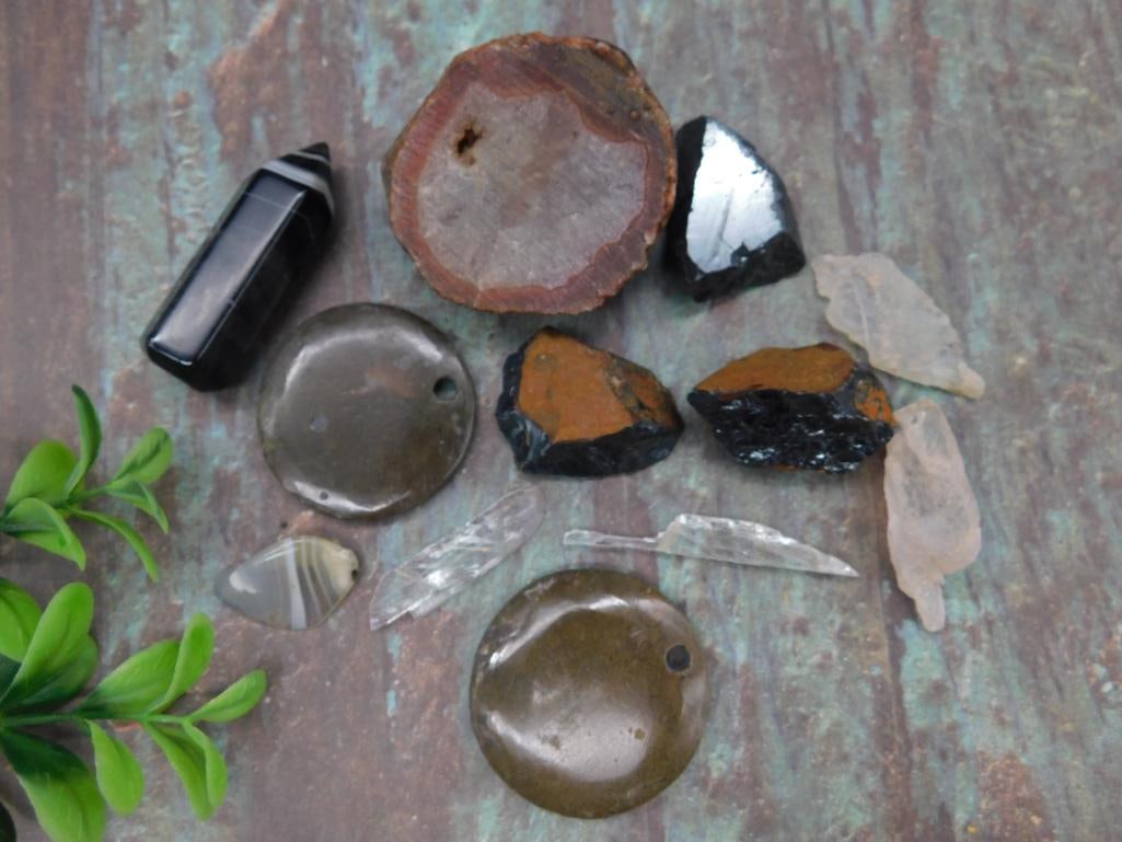 MIXED LOT ROCK STONE LAPIDARY SPECIMEN: Mixed Lot Rock Stone Lapidary Specimen ? Authentic estate find offered in our online auction. Perfect for collectors, resellers, and enthusiasts of vintage, antiques, minerals, rocks, crystals,